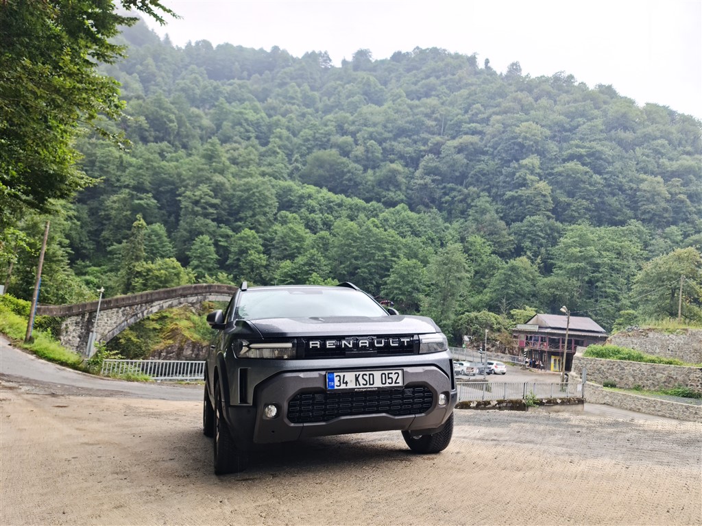 Tüm Rakipleri #Bırakgeridekalsın: Yeni Renault Duster