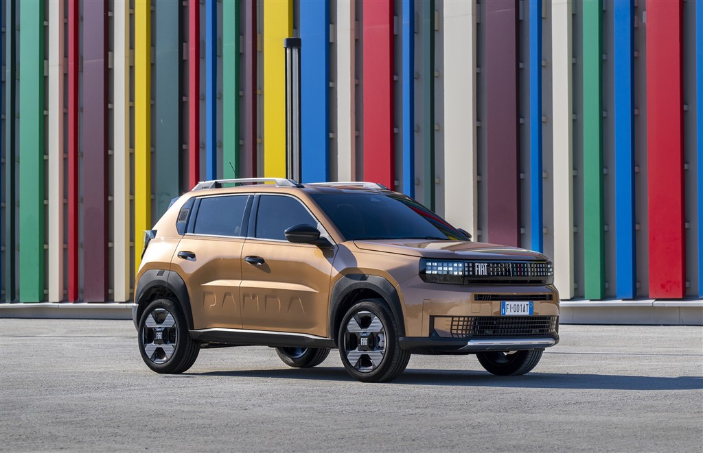 FIAT’ın Yepyeni Modeli ‘Grande Panda’nın Hibrit Versiyonu Tanıtıldı
