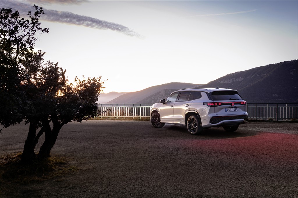 Volkswagen’in premium ve çok yönlü SUV modeli Yeni Tayron